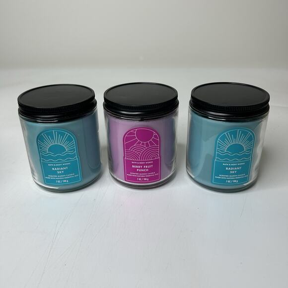Bath & Body Works Candles 3 Single Wick Radiant Sky & Berry Fruit Punch 7 Oz - Picture 1 of 7